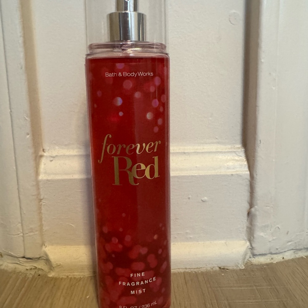 Bath & Body Works Forever Red - Picture 2 of 3